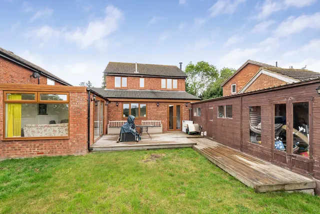Greenway, Newton Longville, MK17, photo 2