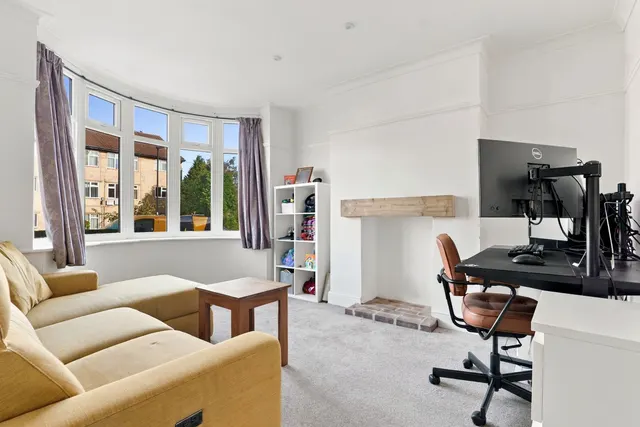 Backmoor Road, Sheffield, S8, photo 3