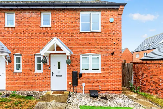 Squirrels Street, Bishopton, CV37, photo 1