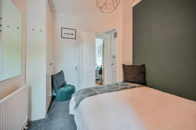 Photo 3 — Ground Floor Flat, 167 Moselle Avenue, London