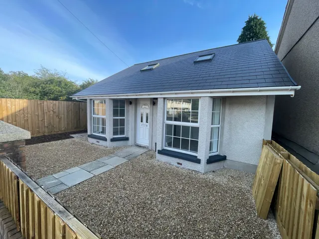 Quarella Road, Bridgend, CF31, photo 1