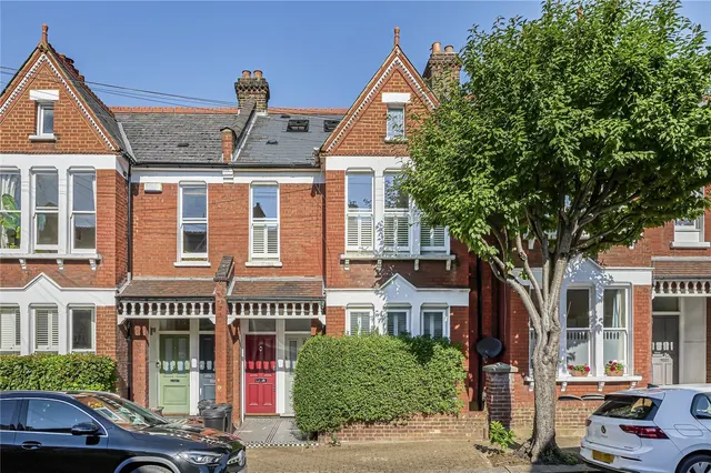 Beira Street, London, SW12, photo 1