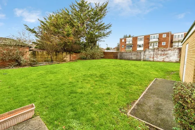 Millbrook Road East, Southampton, SO15, photo 3