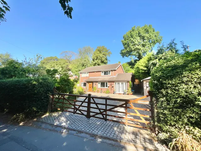 Old Woods Buntingsdale Road, Market Drayton, TF9, photo 1