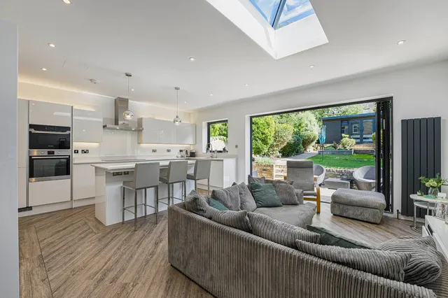 Greenvale Road, Eltham, photo 2