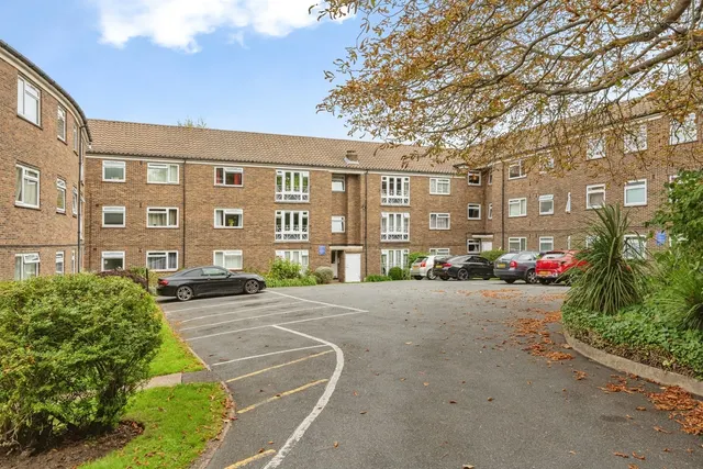 Addiscombe Road, Croydon, CR0, photo 2