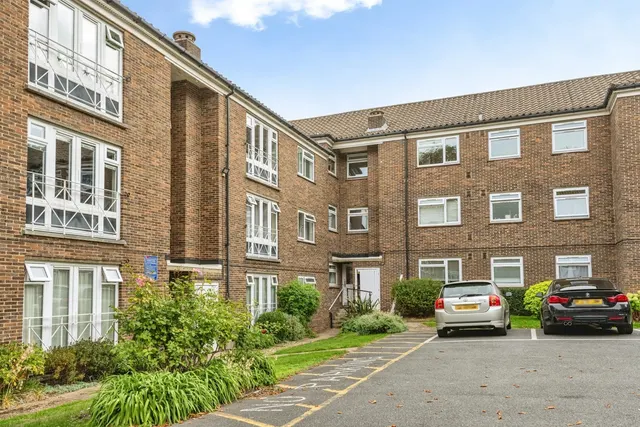 Addiscombe Road, Croydon, CR0, photo 3