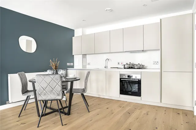 Goswell Road, London, EC1V, photo 2