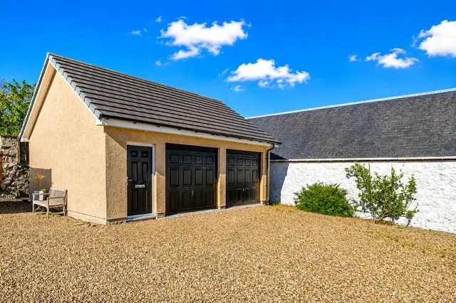 Photo 3 — East Kilbride, Glasgow, South Lanarkshire, G75