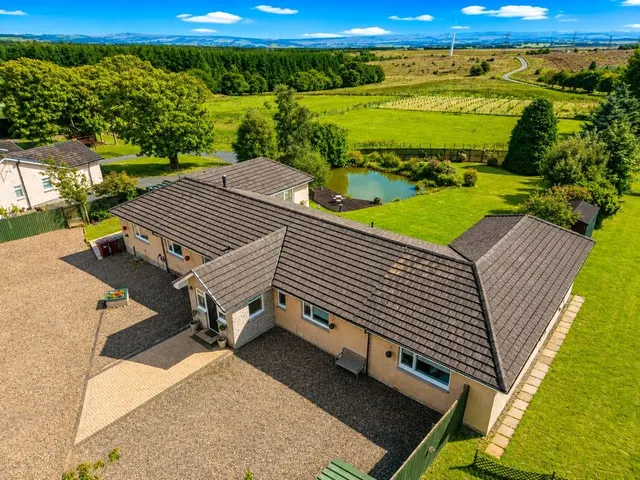 East Kilbride, Glasgow, South Lanarkshire, G75, photo 1