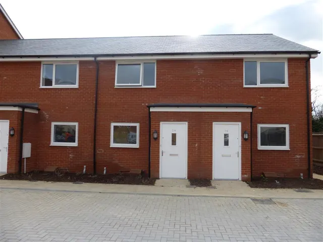 Boldison Close, AYLESBURY, photo 1