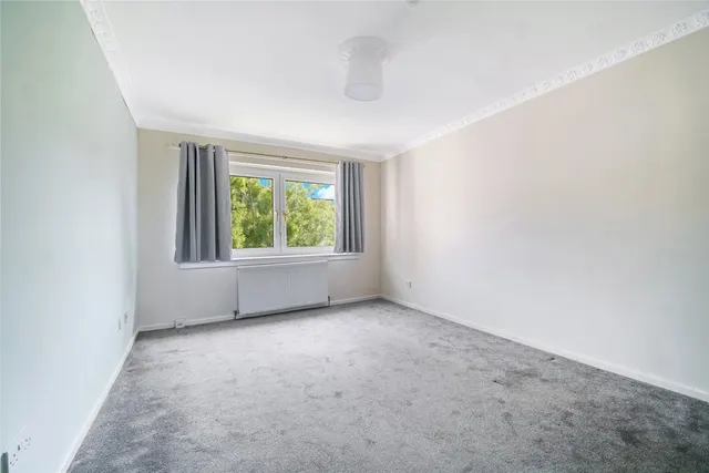 Photo 2 — Cairnhill Drive, Glasgow, G52