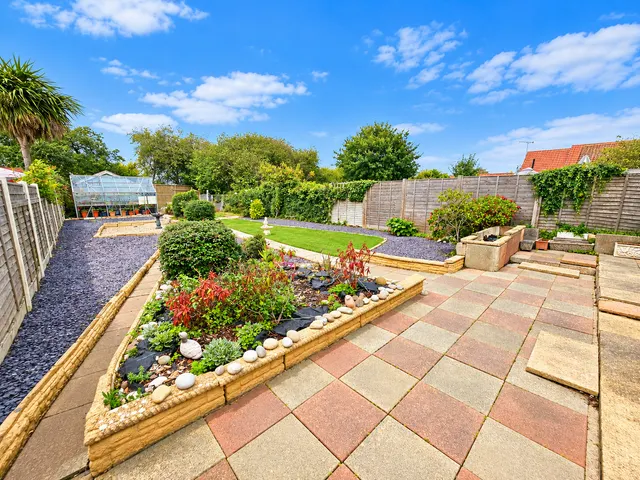 Alpha Road, St. Osyth, CO16, photo 2