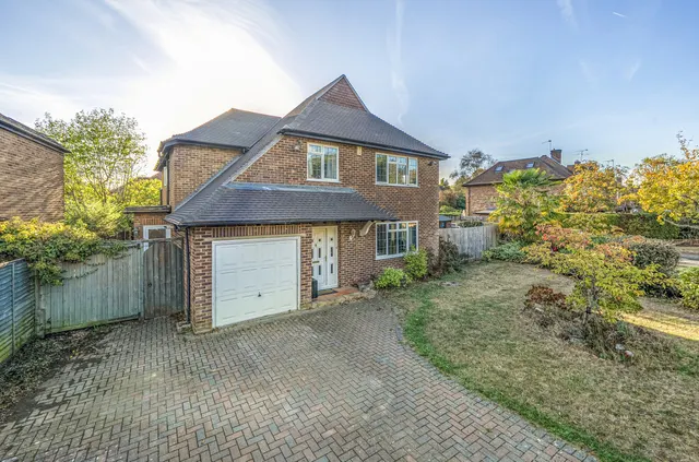 Priest Avenue, Wokingham, RG40, photo 1