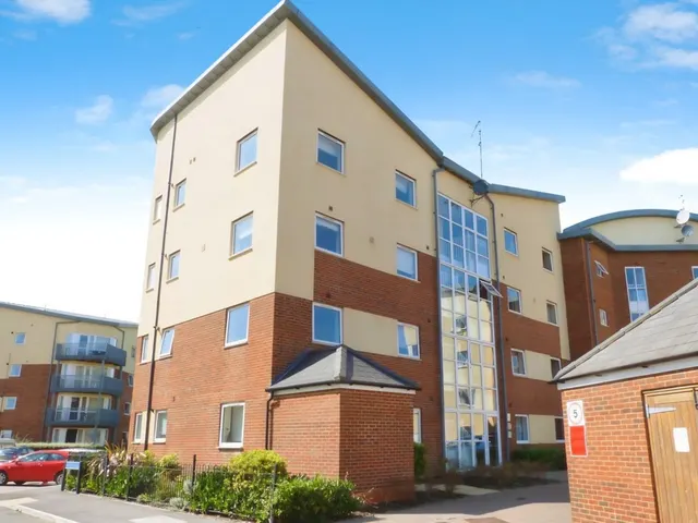 Longhorn Avenue, Gloucester, GL1, photo 1
