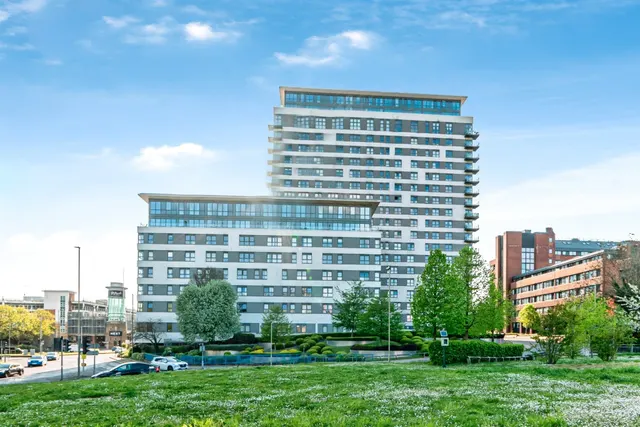 Alencon Link, Basingstoke, photo 1