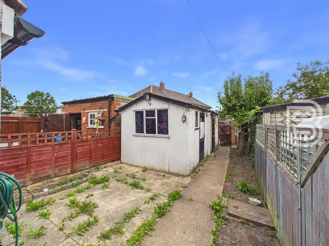 Boughton Road, Rugby, photo 2