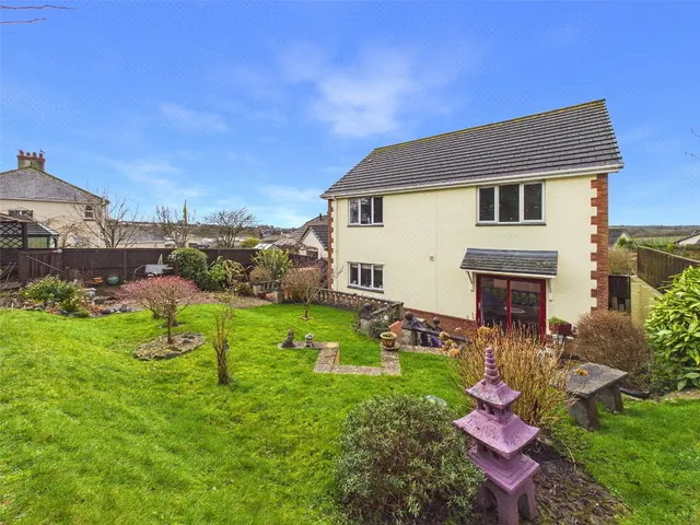 Holsworthy, EX22, photo 2