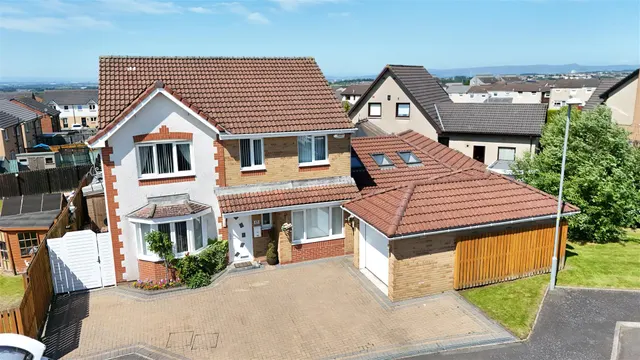 St. Abbs Way, Chapelhall, Airdrie, ML6 8WG, photo 1
