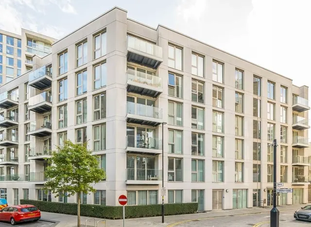 Schooner Road, Royal Wharf, E16, photo 1