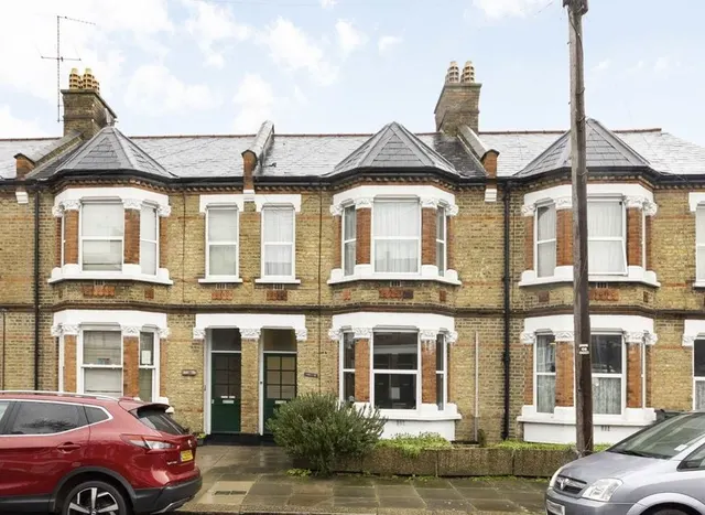 Eastbury Grove, Chiswick, W4, photo 1