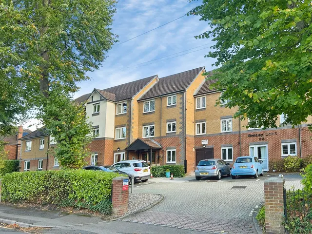 Upper Gordon Road, Camberley, GU15, photo 1