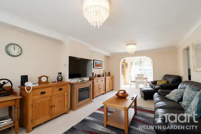 The Wade, Welwyn Garden City, AL7, photo 2
