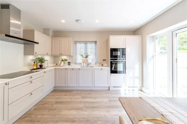 London Road, Wokingham, RG40, photo 2
