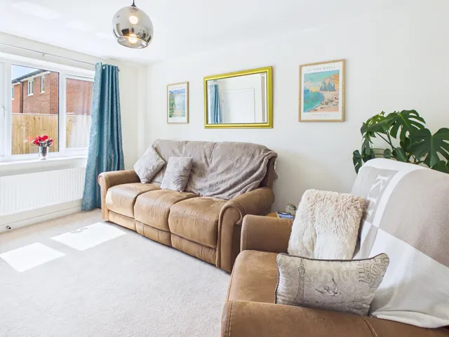 Eliot Drive, Wigan, WN3, photo 3