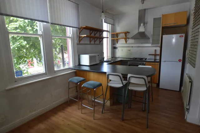 Photo 3 — Ecclesall Road, Sheffield, S11 8PR