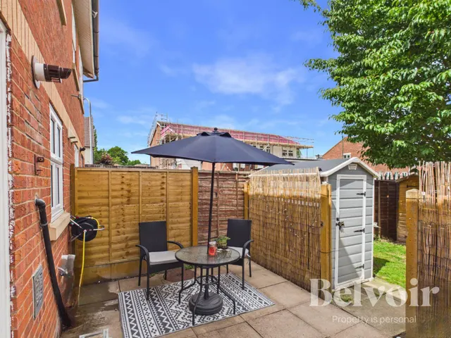 St Giles Close, Arleston, TF1, photo 2