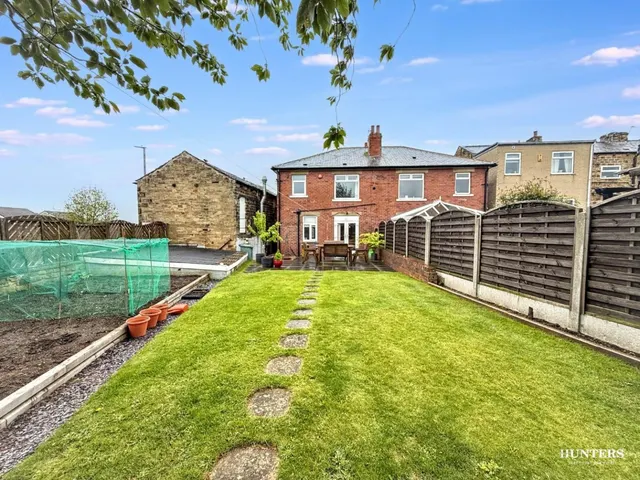 Chapel Lane, Dewsbury, photo 1