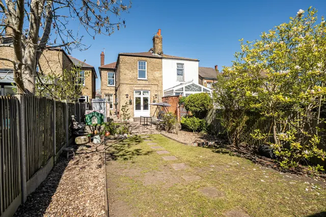 Photo 2 — Southwood Road, SE9