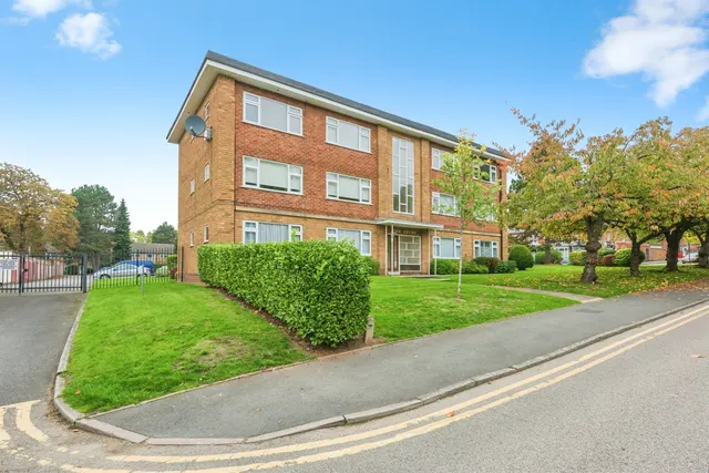 Garrard Gardens, Sutton Coldfield, photo 1