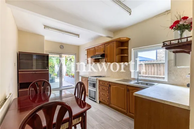 Arnold Road, London, N15, photo 3