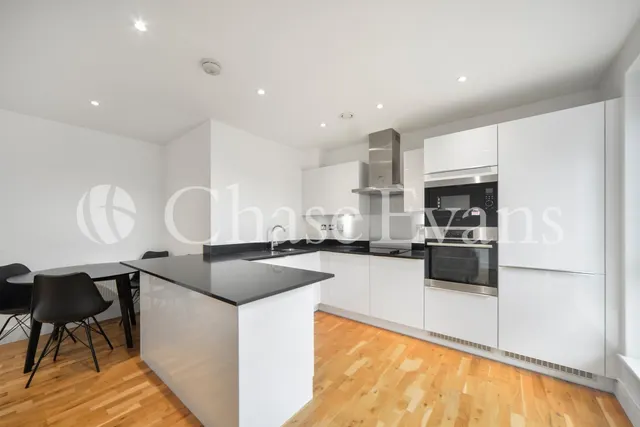 Photo 2 — Cityview Point, Leven Wharf, Leven Road, Poplar, London, E14