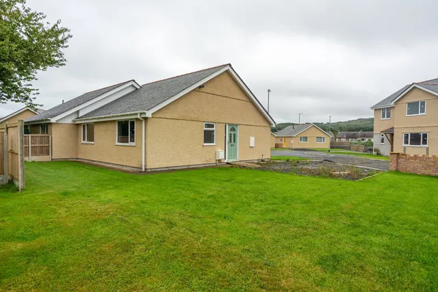 Caer Eglwys, Llanrug, photo 1