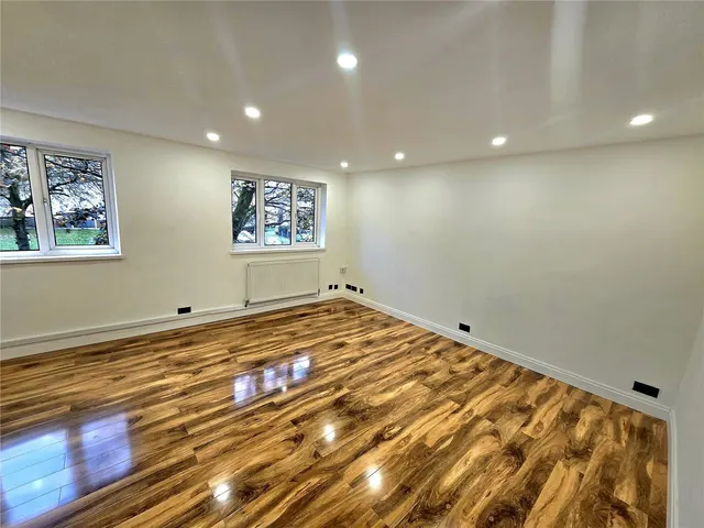 Murrell Close, Birmingham, B5, photo 2