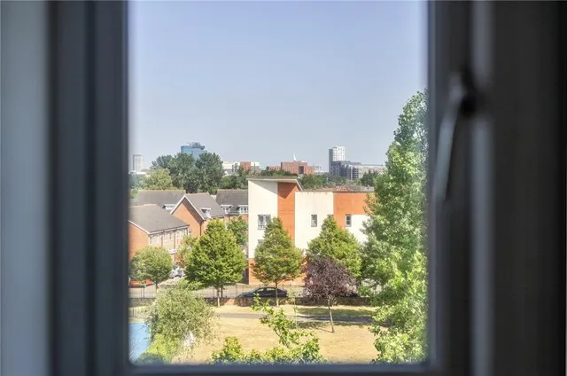 Battle Square, Reading, RG30, photo 3