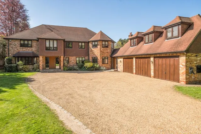 Coronation Road, Ascot, SL5, photo 1