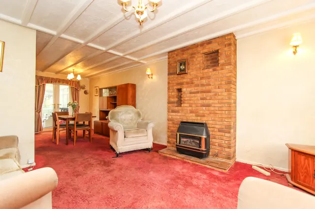 Photo 2 — Bradgate Drive, Sutton Coldfield, Sutton Coldfield, B74 4XG