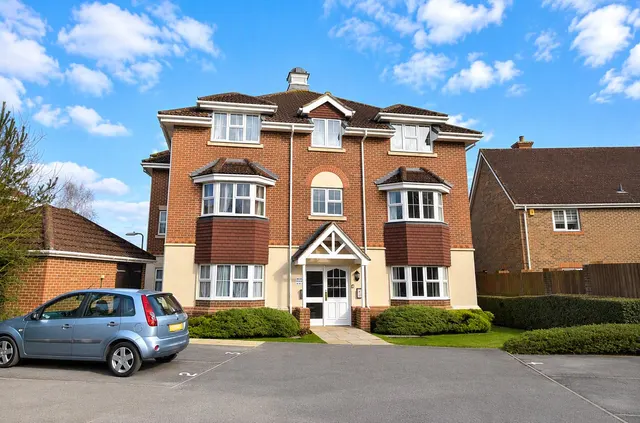 Rykmansford Road, Fleet, GU51, photo 1