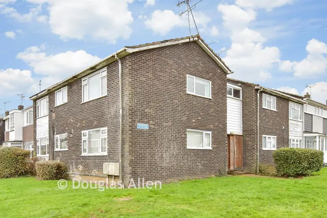 Shepeshall, Basildon, SS15, photo 1