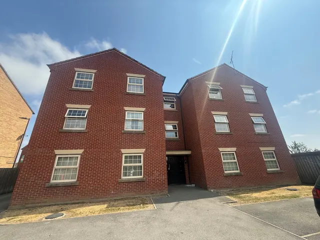 Glen View, Mexborough, photo 1