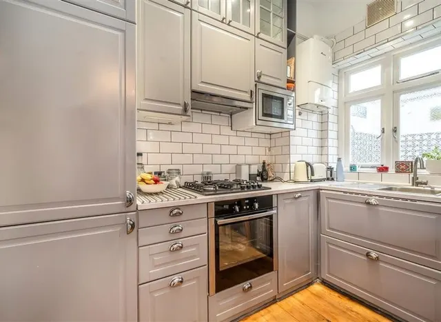 Photo 3 — Broom Road, Teddington, TW11