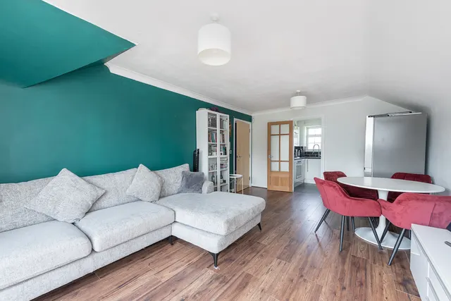 Lime Tree Court, London Colney, AL2, photo 3