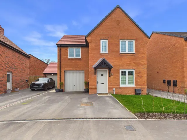 Starling Way, Crewe, photo 1