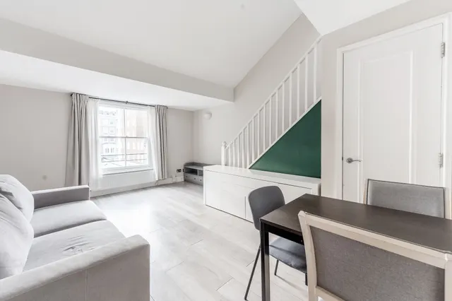 Flat 6, 1 Queens Gate Terrace, London, photo 1