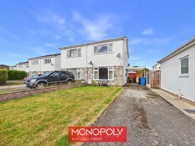 Ffordd Celyn, Denbigh, LL16, photo 1