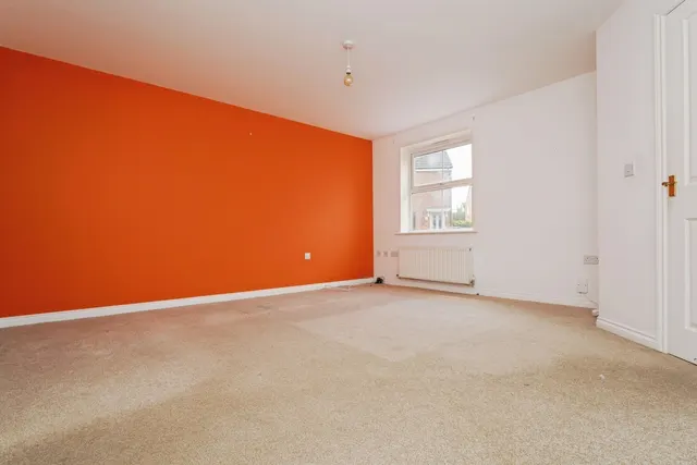Photo 2 — Wattisham Road Kingsway, Quedgeley, Gloucester, Gloucestershire, GL2
